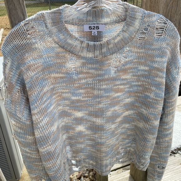 Evereve Sweaters 525 Sweater From Evereve Poshmark